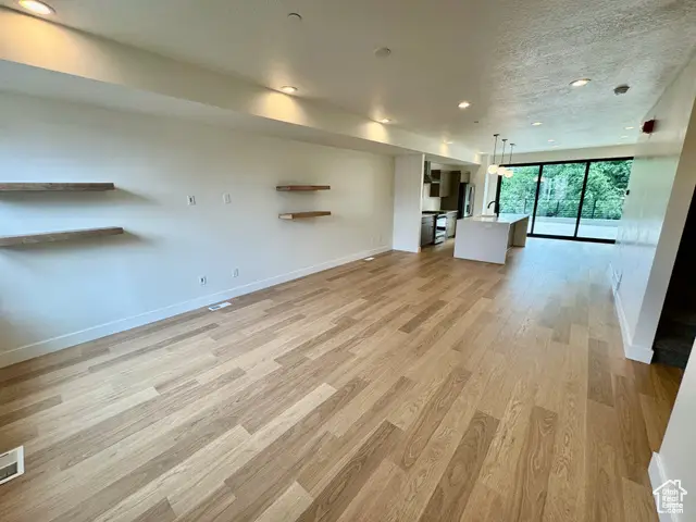 537 S 500 E #105, Salt Lake City, UT 84102 - Image #3