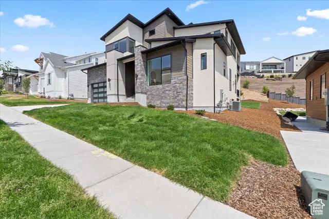5554 N Fox Canyon Rd, Lehi, UT 84043 - Image #2