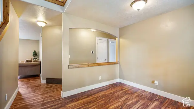 332 W Hillside Dr, Saratoga Springs, UT 84045 - #3