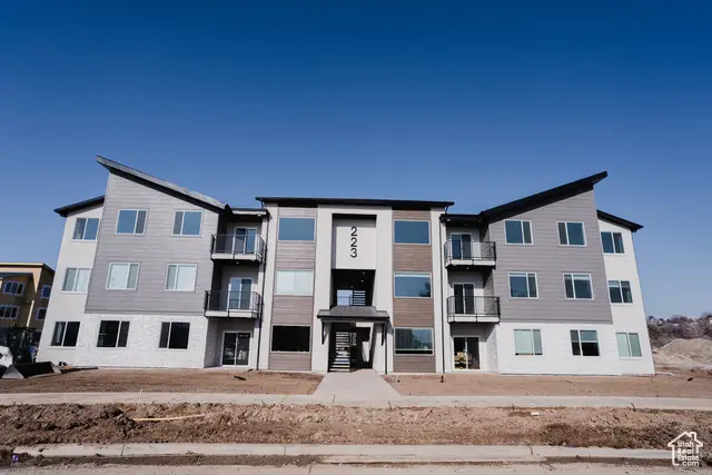 216 E 850 S #6-204, Spanish Fork, UT 84660 - Image #1