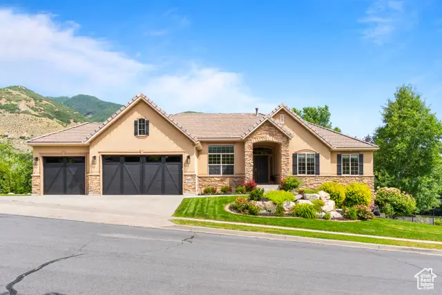 1053 Sage Ln, Fruit Heights, UT 84037 - Image #2
