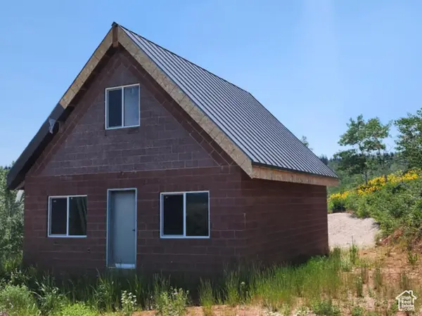 8153 John Fremont Dr #H212, Huntsville, UT 84317