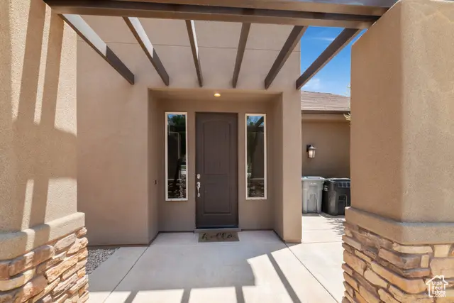 2076 N Doral Ct, Washington, UT 84780 - Image #3