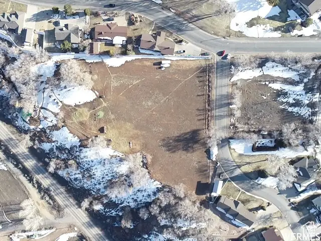 772 Canyon View Dr, Roosevelt, UT 84066 - Image #1