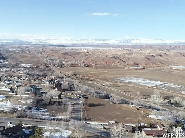772 Canyon View Dr, Roosevelt, UT 84066 - Image #2