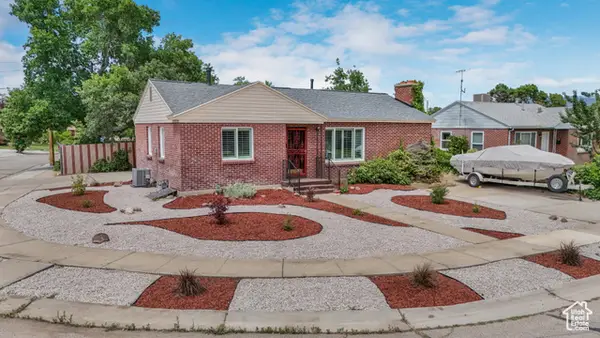 361 E Mcmillan Ln, Murray, UT 84107