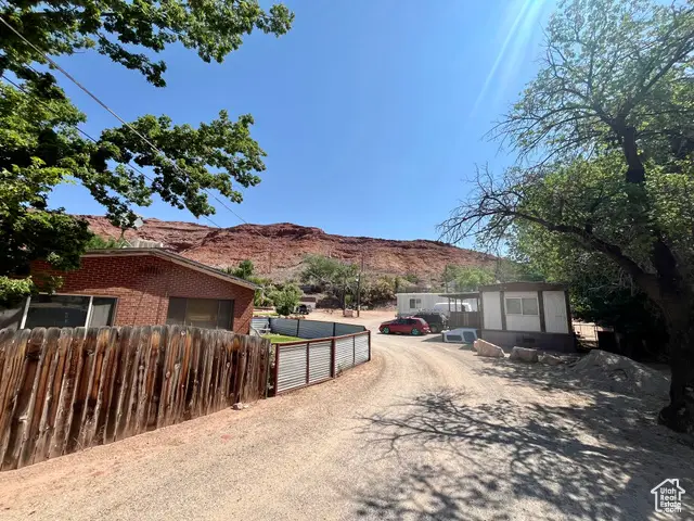 221 E 200 N, Moab, UT 84532 - Image #1