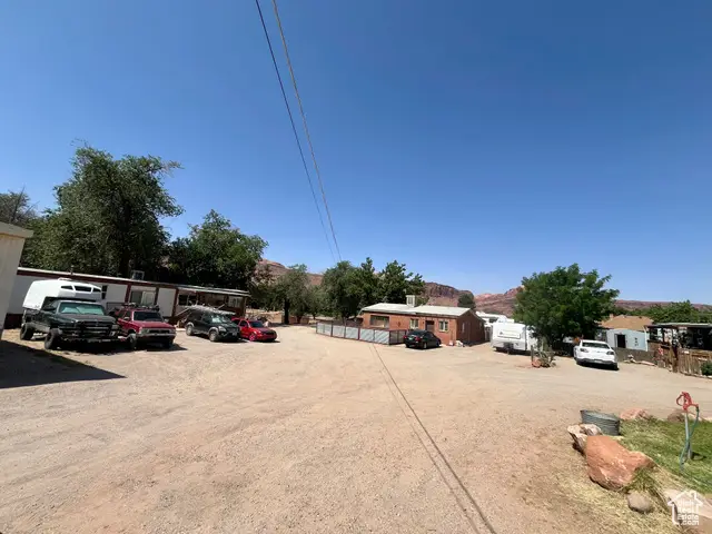 221 E 200 N, Moab, UT 84532 - Image #2