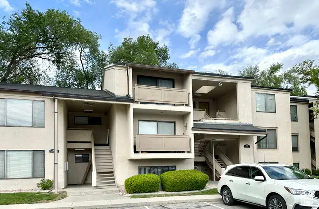 925 E Creek Hill Ln #30, Midvale, UT 84047 - Image #2