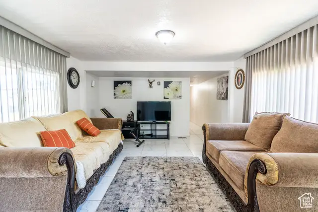 190 Kings Ct, Logan, UT 84321 - Image #3