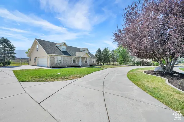 3112 N Pelican Dr, Farr West, UT 84404 - Image #3