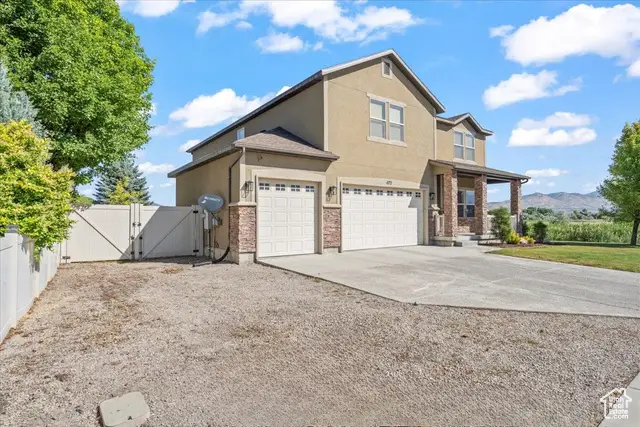 472 S Olive Pl, Lehi, UT 84043 - Image #2