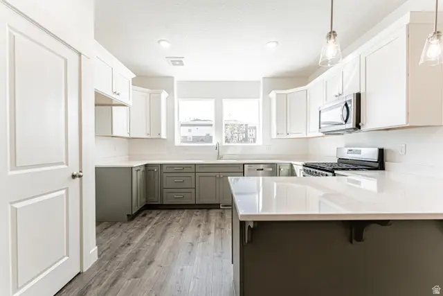 1554 W Talus Ridge Dr #946, Saratoga Springs, UT 84045 - Image #2