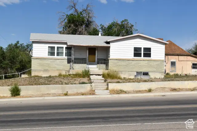215 N Center St, Castle Dale, UT 84513 - Image #3