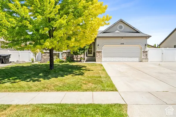 1458 N 2400 W, Clinton, UT 84015