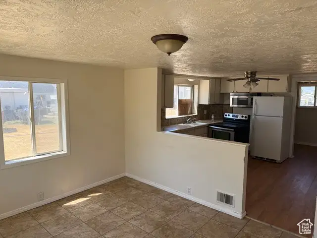 531 N Garden St, Tooele, UT 84074 - Image #2