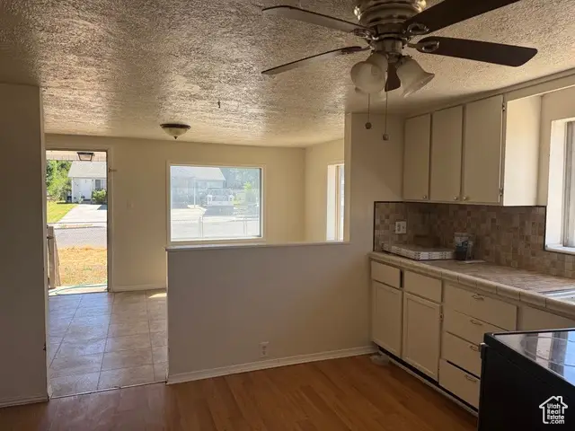 531 N Garden St, Tooele, UT 84074 - Image #3