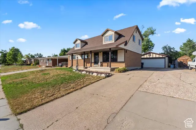 142 Green Dr, Layton, UT 84041 - Image #2