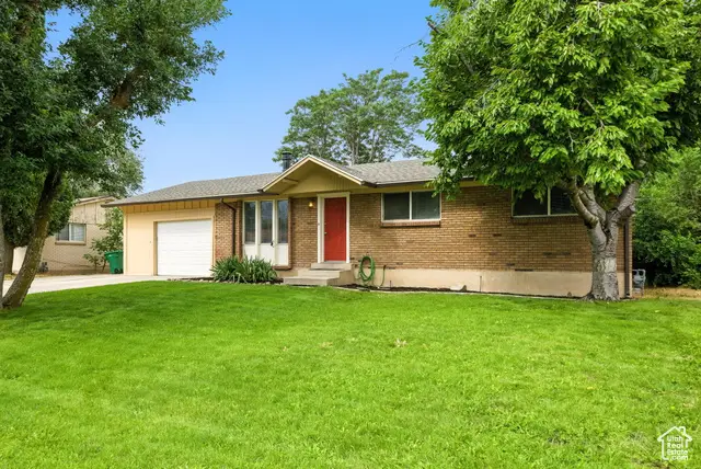 9324 S Brighton View Dr E, Sandy, UT 84070 - Image #1