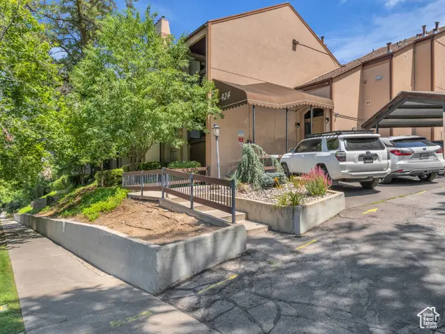 424 N Center St #301, Salt Lake City, UT 84103 - Image #2