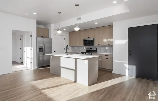 226 N Cliffside Dr #L-304, Hurricane, UT 84737 - Image #1