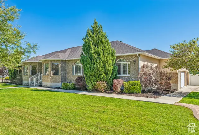 12159 S Swensen Cir, Riverton, UT 84096 - Image #3