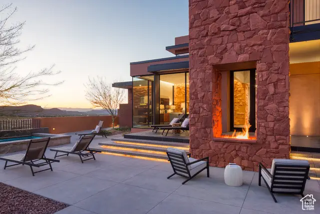 768 N Sanctuary Pl, Ivins, UT 84738 - Image #2