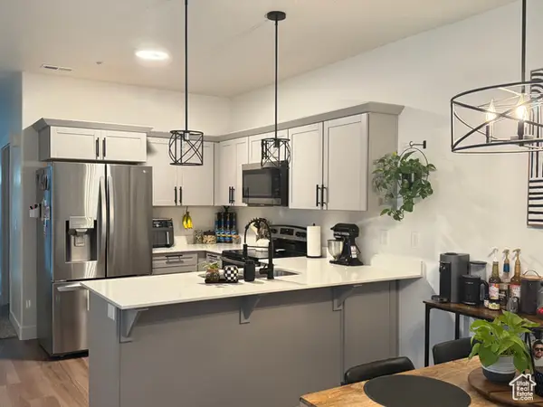 13526 S Poole Dr W #D204, Riverton, UT 84096