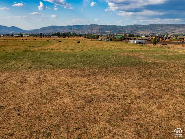 1581 E Little Sweden Rd #2, Daniel, UT 84032 - Image #3