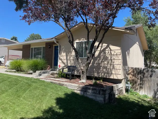 6075 S Zodiac Dr, Kearns, UT 84118 - Image #2
