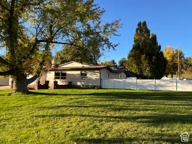 1568 Shadow Valley Dr, Ogden, UT 84403 - Image #2