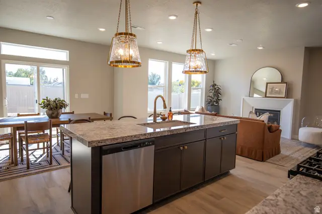 1084 W Audrey Ln S #20, Woods Cross, UT 84087 - Image #3