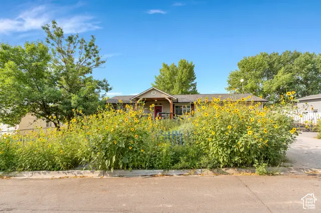 18517 Carter Cir, Eagle Mountain, UT 84013 - Image #2