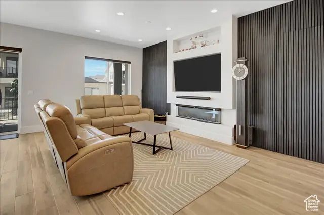 1611 W Laurel Chase Dr S, Riverton, UT 84065 - Image #3