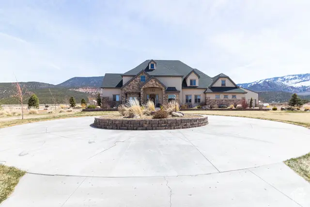 3359 S Tipple Rd, Cedar City, UT 84720 - Image #2