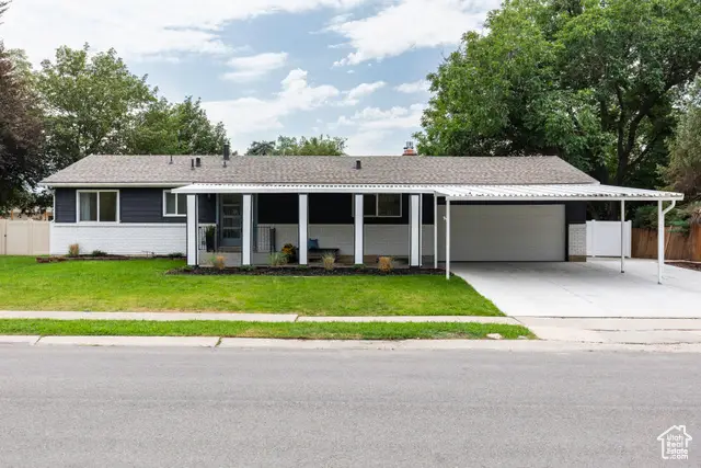 1578 E Delaware Ln, Holladay, UT 84117 - Image #3