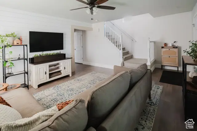 212 N Aparicio Dr W, Tooele, UT 84074 - Image #2