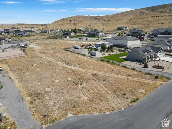 2233 E Flat Top Rd #6, Eagle Mountain, UT 84005