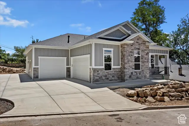 334 E Cottrell Ln, Farmington, UT 84025 - Image #3