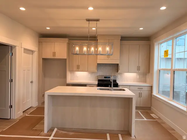 1747 E Water Pine Ct S #101, Holladay, UT 84117 - Image #3