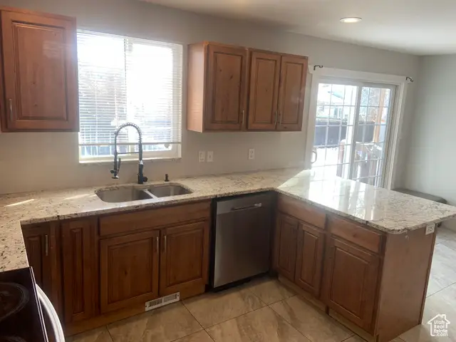 9979 S Albury Rd, Sandy, UT 84092 - Image #2