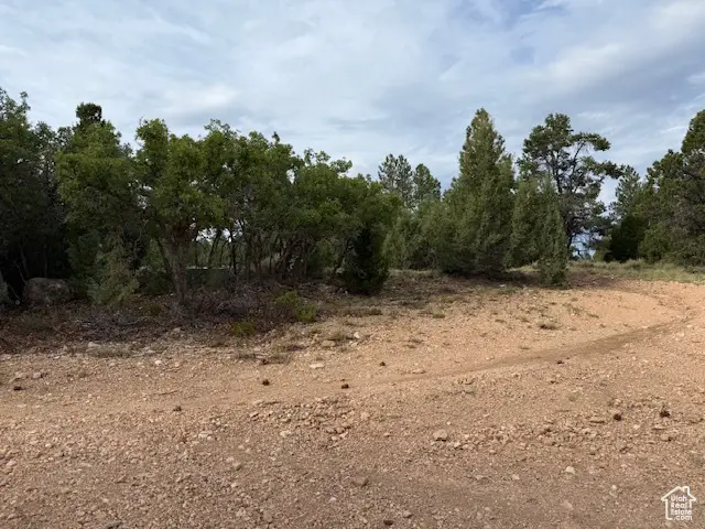 0 Crest Ct #3, Alton, UT 84710 - Image #3