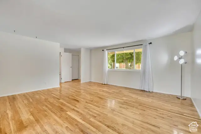 841 E Newbold Cir S, Midvale, UT 84047 - Image #3