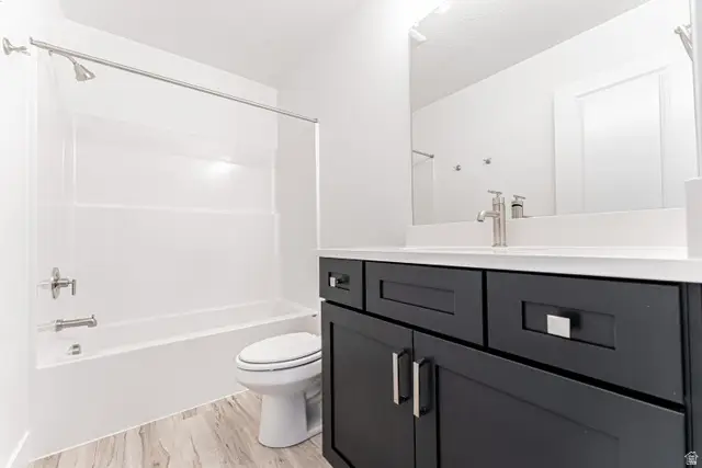 593 W Sungleam Ln #2388, Saratoga Springs, UT 84045 - Image #2