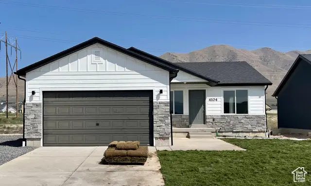 4104 N Poplar St, Eagle Mountain, UT 84005 - Image #1