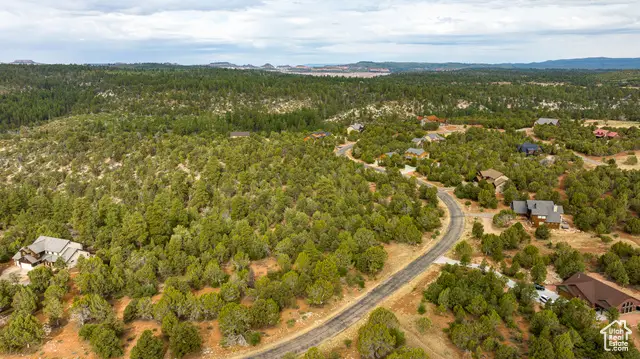 662 S Zion Dr, Orderville, UT 84758 - Image #2