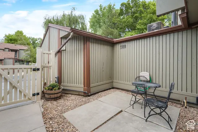 5508 S Willow Ln E, Salt Lake City, UT 84107 - Image #3
