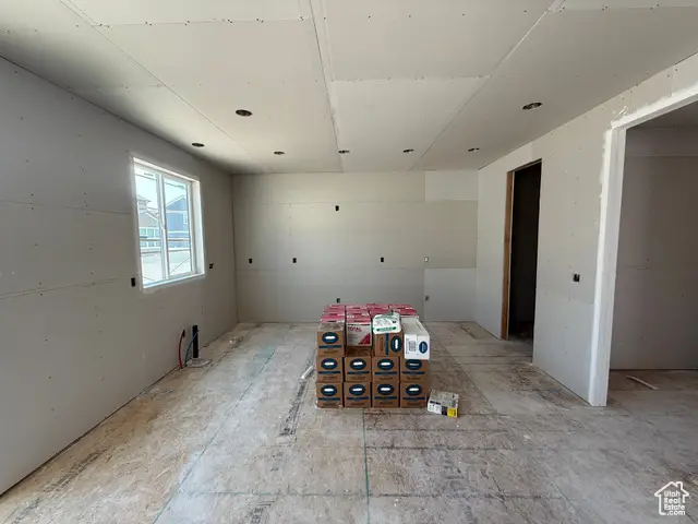 5326 N Honey Suckle Way, Eagle Mountain, UT 84005 - Image #2