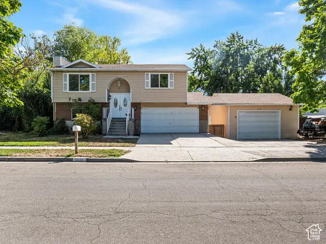 11143 S Sandy Dunes Dr S, Sandy, UT 84094 - Image #2