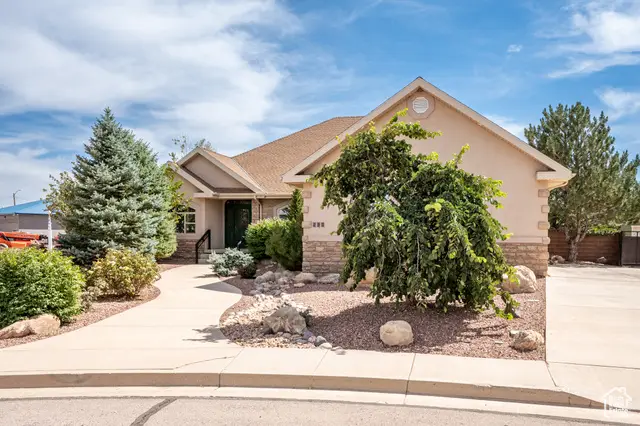 257 S 1175 W, Parowan, UT 84761 - Image #2